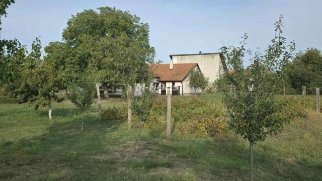 Kuća, Trosoban, Prodaja, 143m2, Stapar, Okolno mesto, Sombor