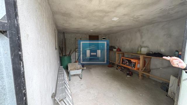 Kuća, Prodaja, 265m2, Mali Popović, Okolno mesto, Jagodina