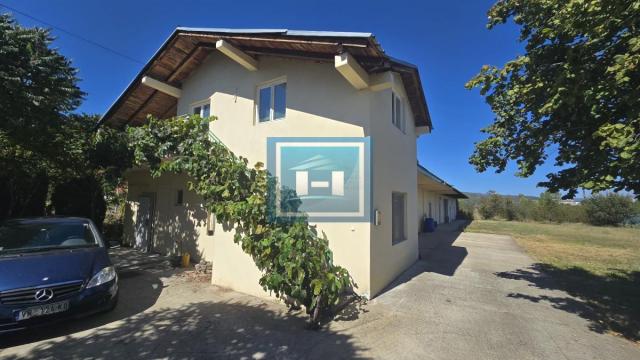 Poslovni prostor, Prodaja, 482m2, Vladičin Han