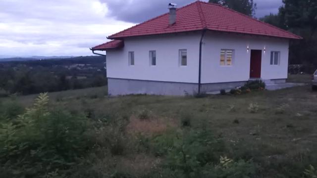 Kuća, Trosoban, Prodaja, 100m2, Mojsinje, Okolno mesto, Mojsinje