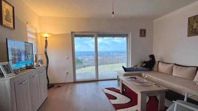 Kuća, Trosoban, Prodaja, 100m2, Mojsinje, Okolno mesto, Mojsinje