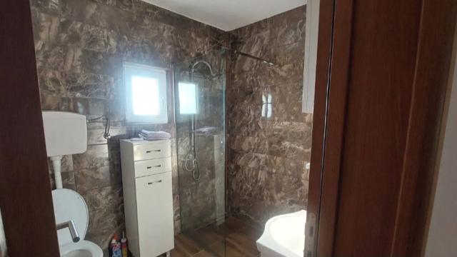 Kuća, Trosoban, Prodaja, 100m2, Mojsinje, Okolno mesto, Mojsinje