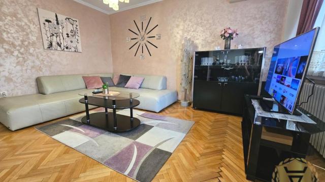 Stan, Trosoban, Izdavanje, 85m2, Slavija, Vračar, Svetozara Markovića