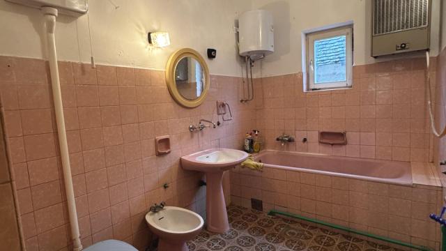 Soba, Izdavanje, 260m2, Stari Banovci, Okolno mesto, Stari Banovci