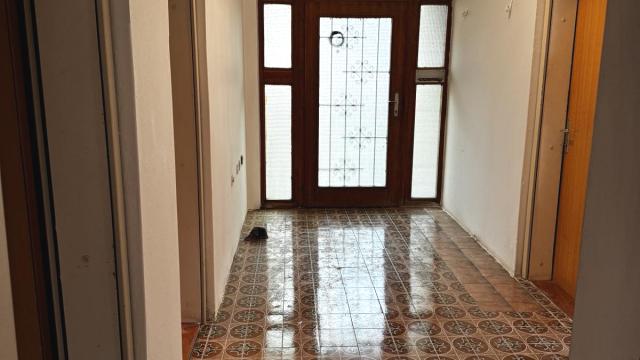 Soba, Izdavanje, 260m2, Stari Banovci, Okolno mesto, Stari Banovci