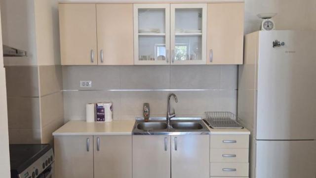 Stan, Dvosoban, Izdavanje, 61m2, Južni bulevar, Vračar, Šumatovačka