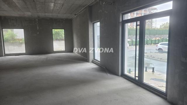 Poslovni prostor, Jednosoban, Izdavanje, 224m2, Stari Banovci, Okolno mesto, Stara Pazova