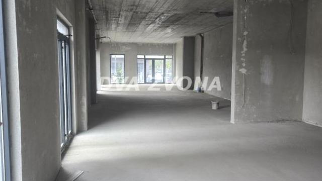 Poslovni prostor, Jednosoban, Izdavanje, 224m2, Stari Banovci, Okolno mesto, Stara Pazova