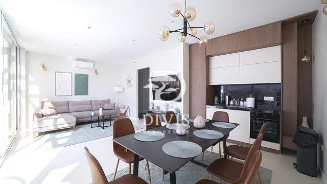 Kuća, četvorosoban, Prodaja, 360m2, Sopot, Mihaila Nikolića