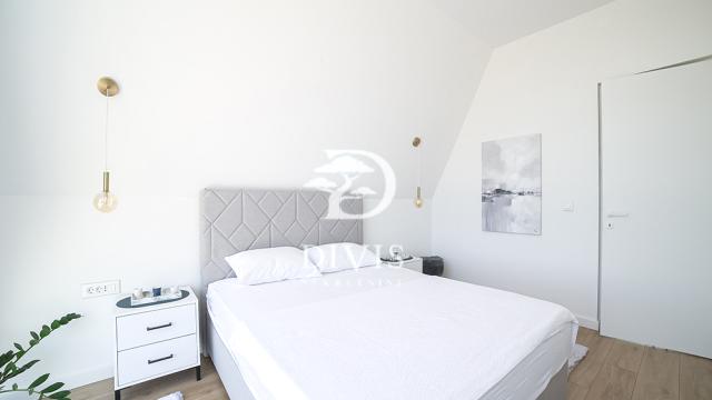 Kuća, četvorosoban, Prodaja, 360m2, Sopot, Mihaila Nikolića
