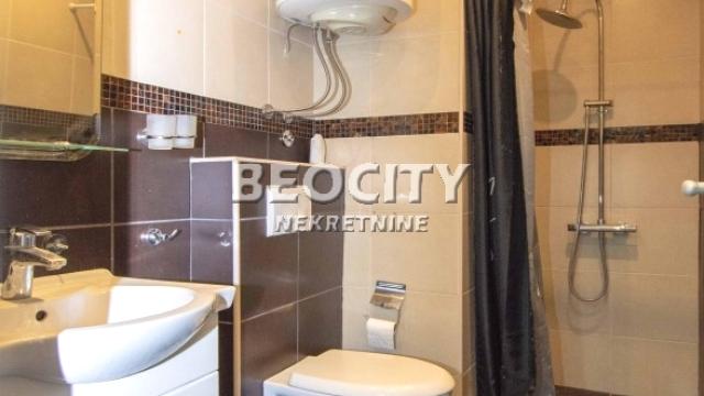 Poslovni prostor, Dvoiposoban, Izdavanje, 68m2, Studentski trg, Stari grad, Višnjićeva