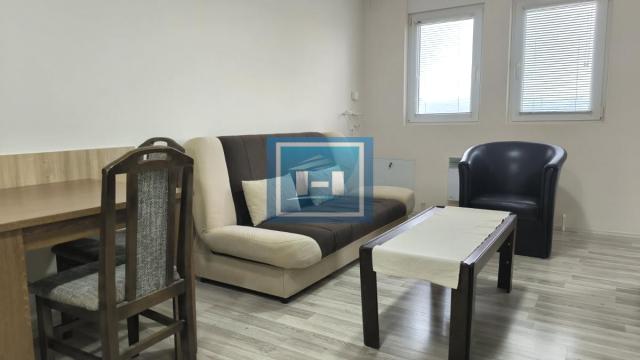 Stan, Jednosoban, Izdavanje, 32m2, Centar, Gradska lokacija, Ćuprija