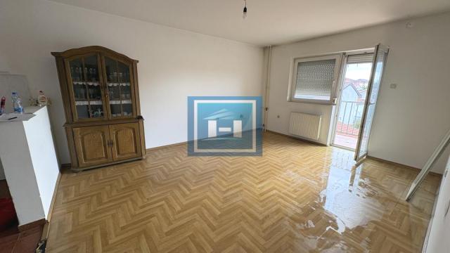 Stan, Trosoban, Prodaja, 73m2, Centar, Gradska lokacija, Jagodina