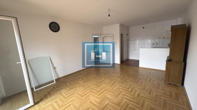 Stan, Trosoban, Prodaja, 73m2, Centar, Gradska lokacija, Jagodina