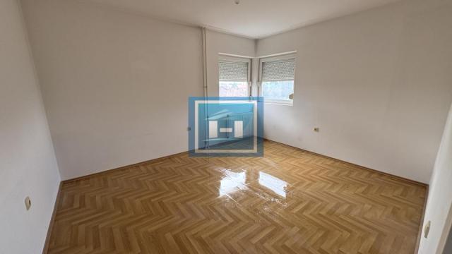 Stan, Trosoban, Prodaja, 73m2, Centar, Gradska lokacija, Jagodina