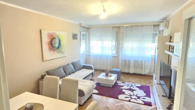 Stan, Trosoban, Izdavanje, 70m2, Blok 33, Novi Beograd, Omladinskih brigada