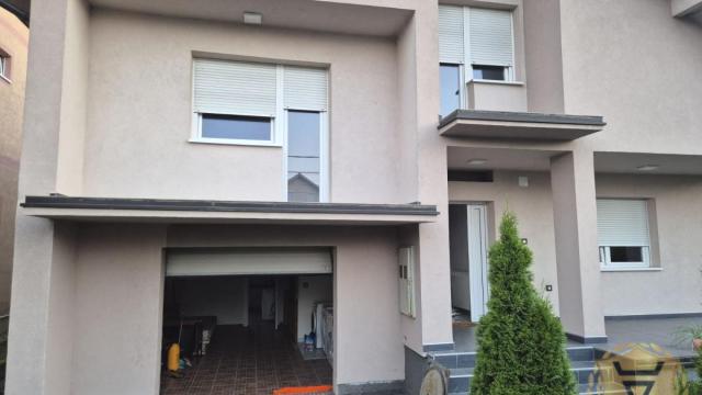 Kuća, Petosoban, Izdavanje, 220m2, Plavi horizonti, Zemun, Isidora Stojanovića
