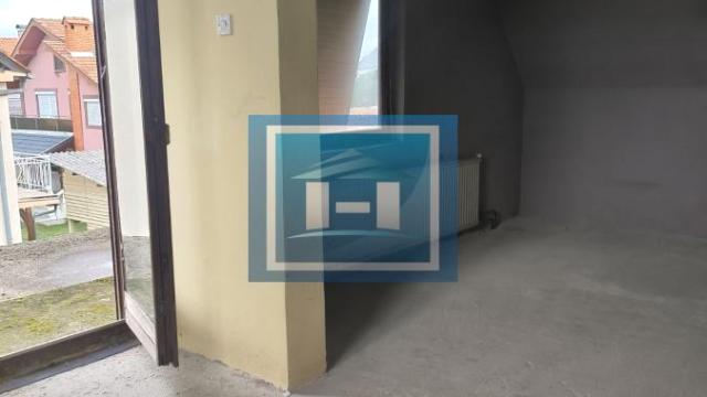 Kuća, Petosoban, Prodaja, 350m2, Gradska lokacija, Ćuprija