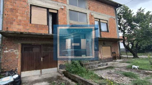 Kuća, Petosoban, Prodaja, 350m2, Gradska lokacija, Ćuprija