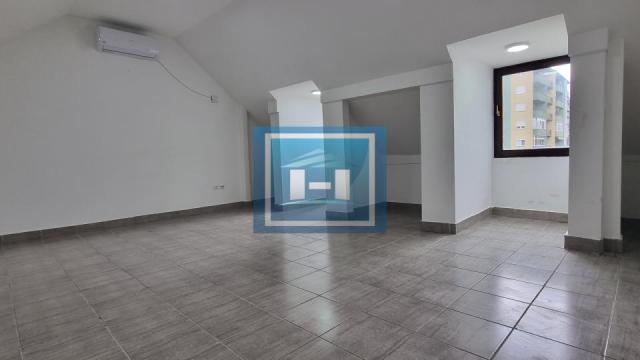 Poslovni prostor, Dvosoban, Prodaja, 80m2, Centar, Gradska lokacija, Jagodina