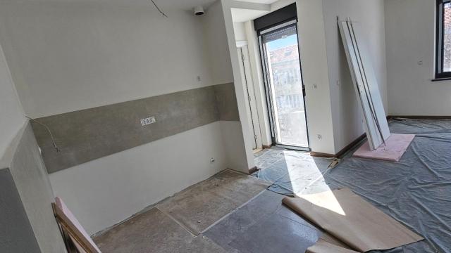 Stan, četvorosoban, Prodaja, 103m2, Lekino brdo, Voždovac, Deli Radivoja