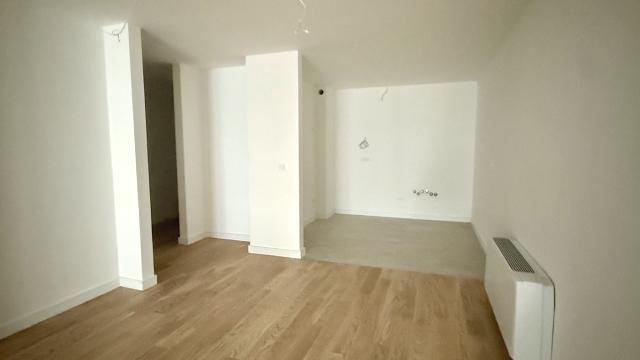 Stan, Trosoban, Izdavanje, 100m2, Loznička