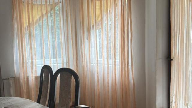 Kuća, Petosoban, Izdavanje, 340m2, Kolonija Zmaj, Zemun, Vere Dedović