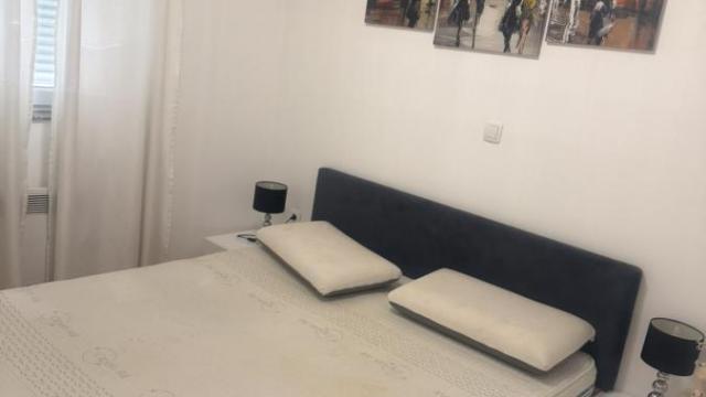 Stan, Trosoban, Prodaja, 71m2, Ruma