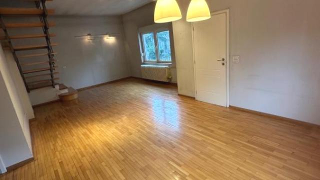 Kuća, Petosoban, Izdavanje, 200m2, Banovo brdo, Čukarica, Požeška