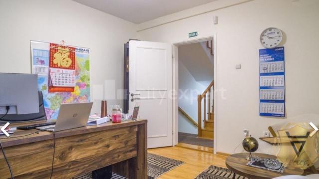Kuća, Petosoban, Izdavanje, 250m2, Bežanijska kosa 1, Novi Beograd, Majora Branka Vukosavljevića
