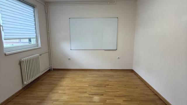 Kuća, Petosoban, Izdavanje, 250m2, Bežanijska kosa 1, Novi Beograd, Majora Branka Vukosavljevića
