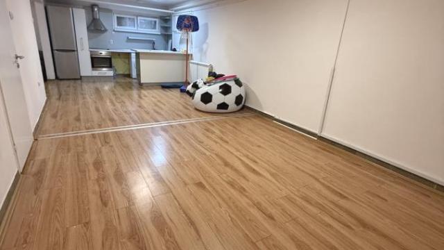 Kuća, Petosoban, Izdavanje, 250m2, Bežanijska kosa 1, Novi Beograd, Majora Branka Vukosavljevića
