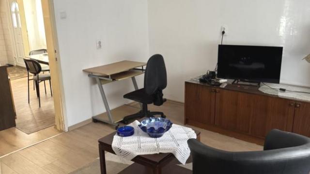 Kuća, Trosoban, Izdavanje, 70m2, Autokomanda, Voždovac, Krivolačka