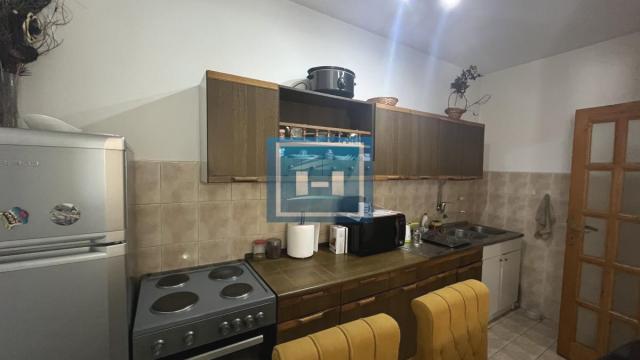 Stan, četvorosoban, Prodaja, 96m2, Centar, Gradska lokacija, Jagodina