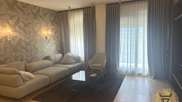 Stan, četvorosoban, Izdavanje, 100m2, Blok 43 (Buvlja pijaca), Novi Beograd, Bulevar Milutina Milankovica