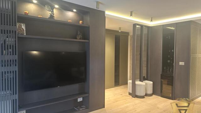 Stan, četvorosoban, Izdavanje, 100m2, Blok 43 (Buvlja pijaca), Novi Beograd, Bulevar Milutina Milankovica
