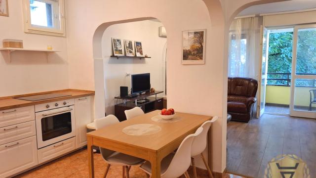 Stan, četvorosoban, Izdavanje, 80m2, Centar, Stari grad, Dositejeva