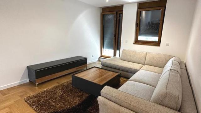 Stan, Trosoban, Izdavanje, 80m2, Dorćol, Stari grad, Skenderbegova