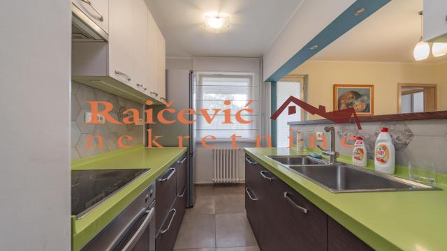 Stan, četvoroiposoban, Prodaja, 100m2, Dedinje, Savski venac, Rajka Mitica