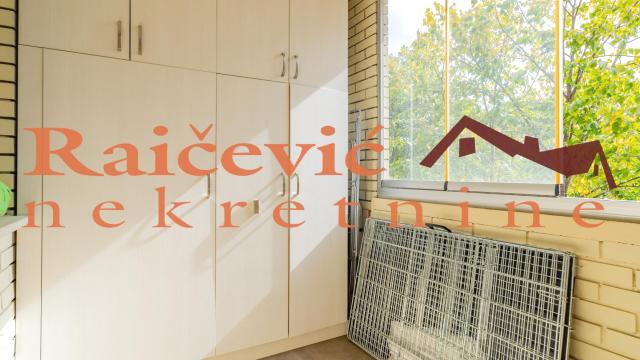 Stan, četvoroiposoban, Prodaja, 100m2, Dedinje, Savski venac, Rajka Mitica