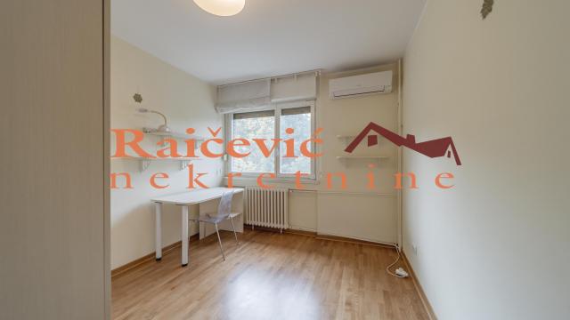 Stan, četvoroiposoban, Prodaja, 100m2, Dedinje, Savski venac, Rajka Mitica