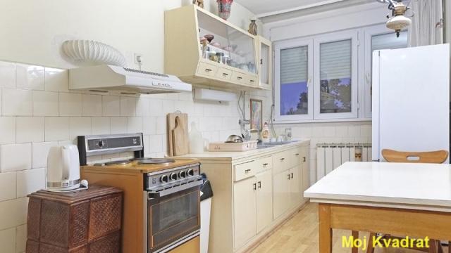 Stan, Dvosoban, Prodaja, 56m2, Kalenić pijaca, Vračar, Mileševska
