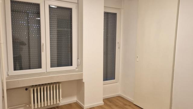 Poslovni prostor, Trosoban, Izdavanje, 69m2, Milentija Popovića