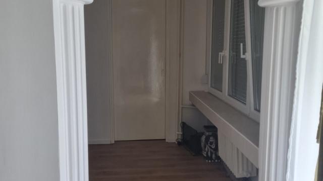 Poslovni prostor, Trosoban, Izdavanje, 69m2, Milentija Popovića