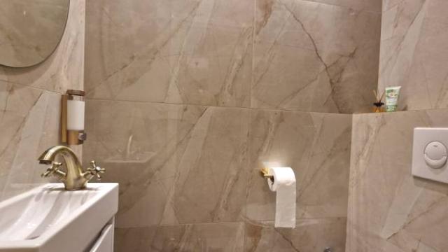 Poslovni prostor, Trosoban, Izdavanje, 69m2, Milentija Popovića