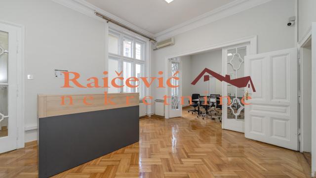 Stan, Prodaja, 239m2, Centar, Stari grad, Cara Urosa