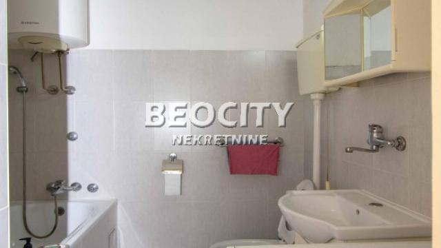 Stan, Dvoiposoban, Prodaja, 67m2, Blok 70 (kineski tržni centar), Novi Beograd, Jurija Gagarina