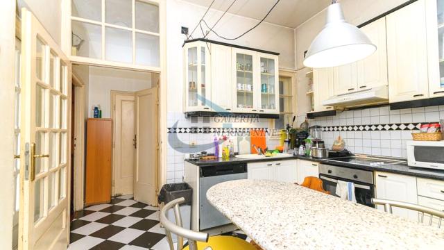 Stan, Prodaja, 130m2, Centar, Stari grad, Strahinjića Bana