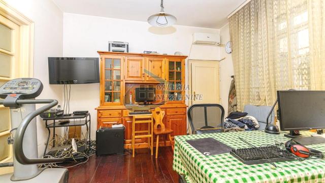 Stan, Prodaja, 130m2, Centar, Stari grad, Strahinjića Bana