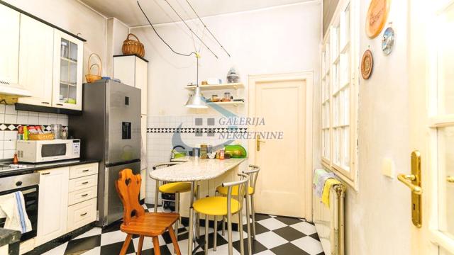 Stan, Prodaja, 130m2, Centar, Stari grad, Strahinjića Bana